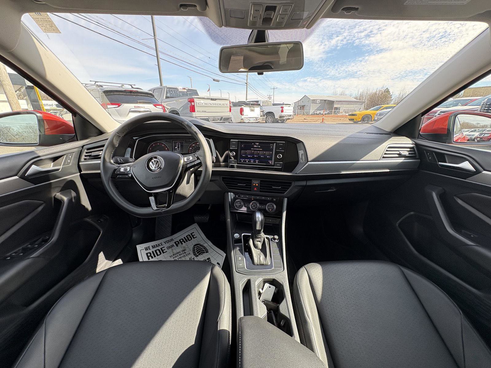 Used 2020 Volkswagen Jetta SE image 7