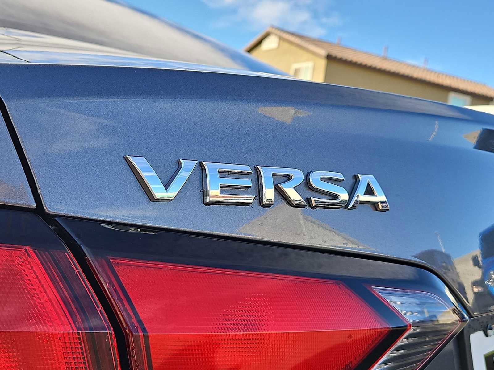 Used 2023 Nissan Versa S w/ S Plus Package image 12