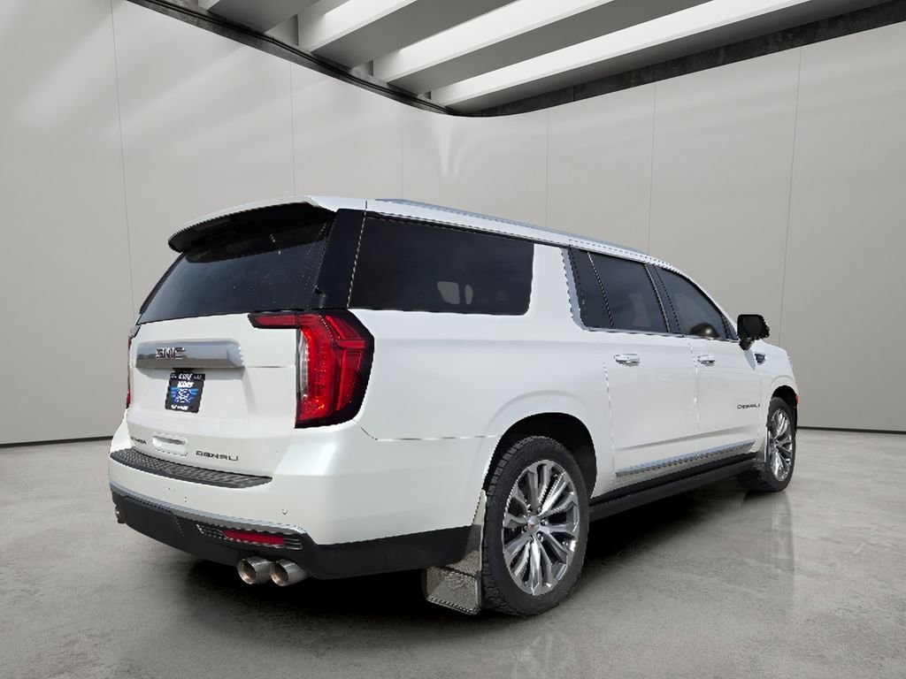 Used 2021 GMC Yukon XL Denali w/ Denali Ultimate Package image 7