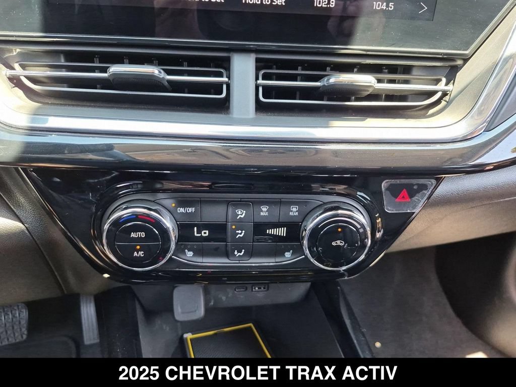 Used 2025 Chevrolet Trax ACTIV w/ Driver Confidence Package FWD image 22