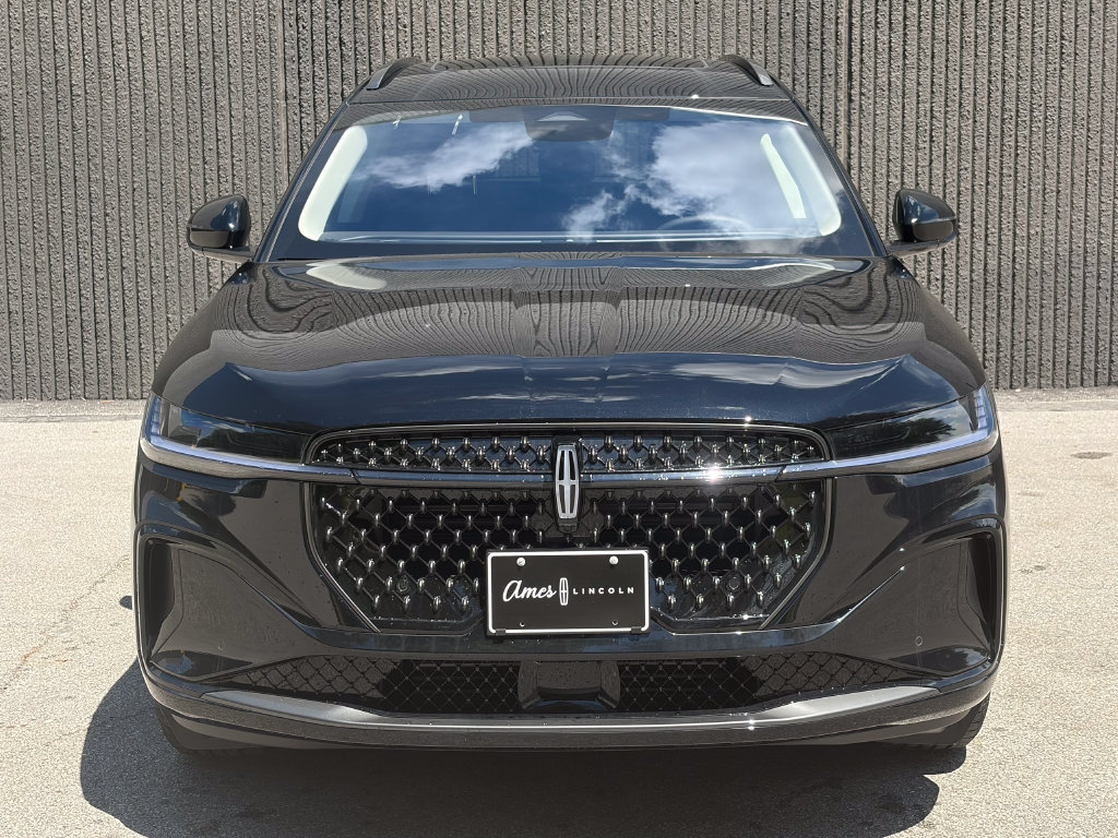 New 2026 Lincoln Nautilus Reserve w/ Jet Appearance Package AWD/4WD image 3