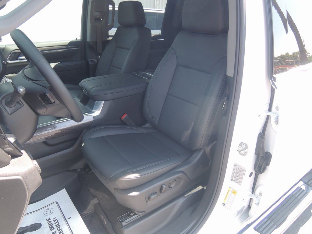 New 2025 Chevrolet Silverado 2500 LTZ w/ LTZ Convenience Package image 5