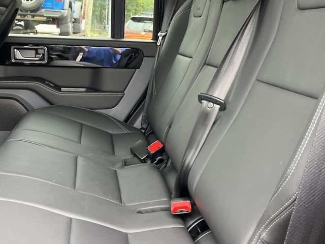 Used 2025 INEOS Grenadier Station Wagon AWD/4WD image 24
