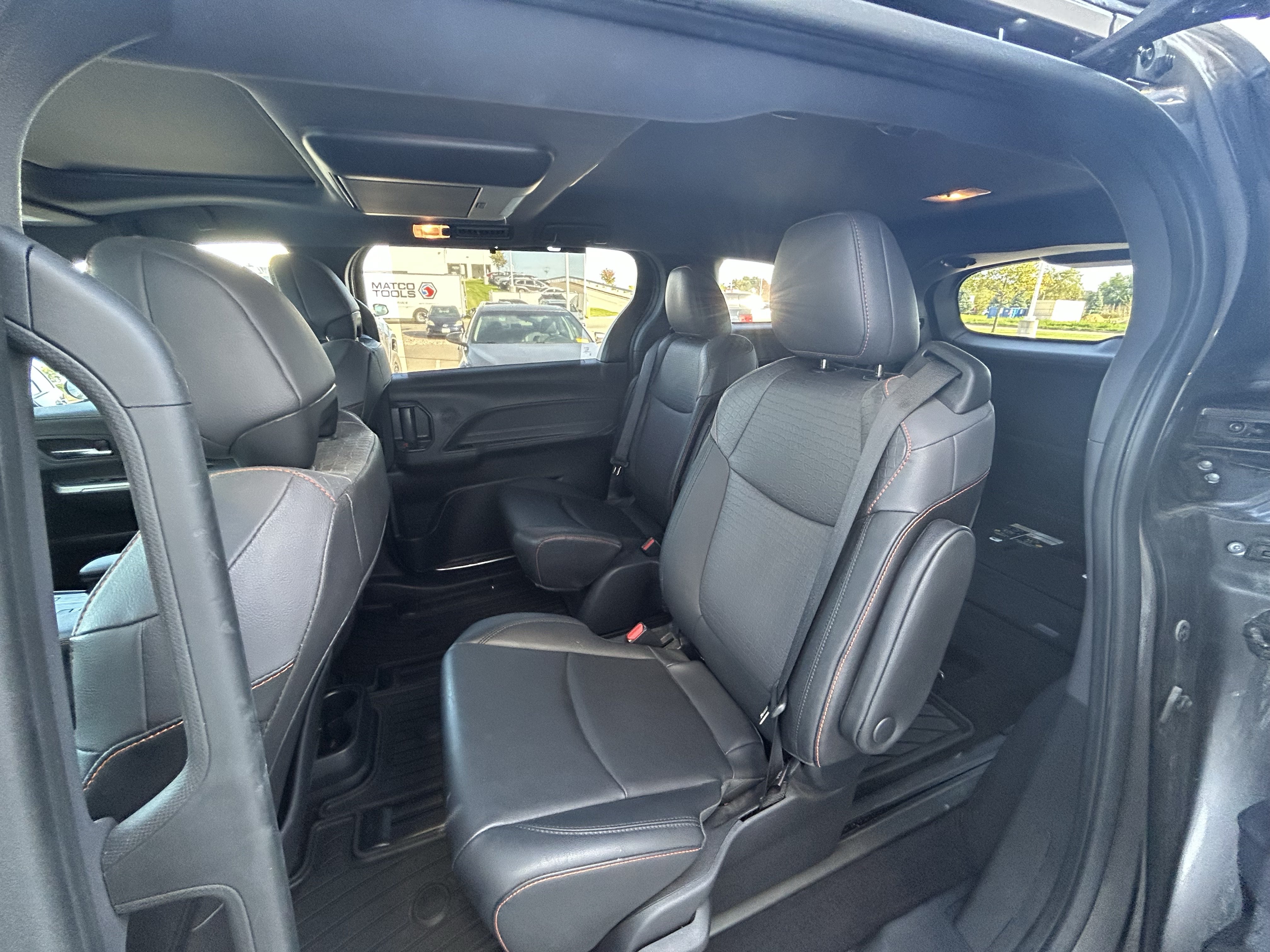 Certified 2022 Toyota Sienna XSE w/ XSE Plus Package AWD/4WD image 8