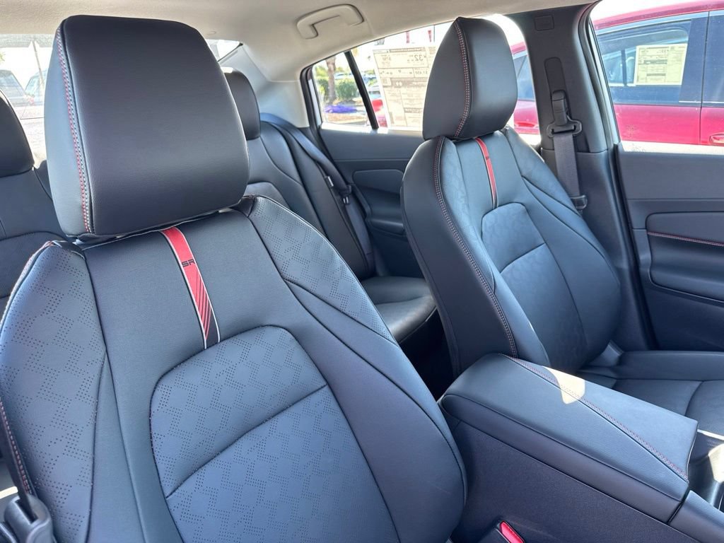 New 2027 Nissan Sentra SR FWD image 18