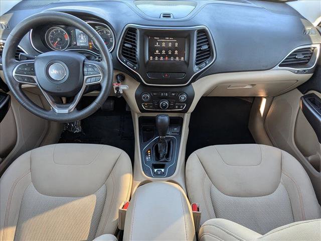 Used 2020 Jeep Cherokee Latitude image 17