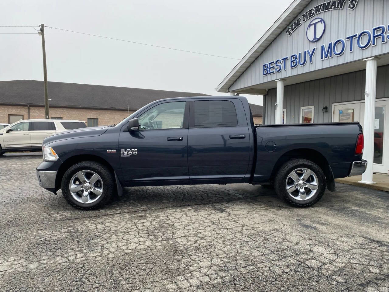 Used 2019 RAM 1500 Big Horn AWD/4WD image 4