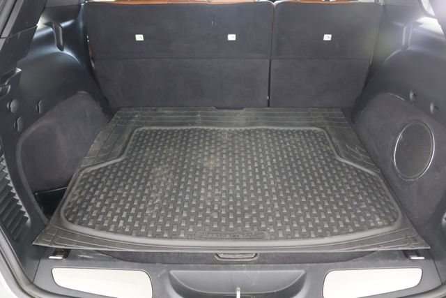 Used 2013 Jeep Grand Cherokee Overland w/ Advance Technology Group AWD/4WD image 21