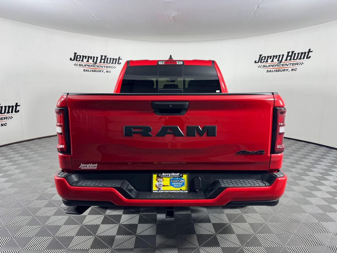 Used 2025 RAM 1500 Tradesman w/ Night Edition AWD/4WD image 7