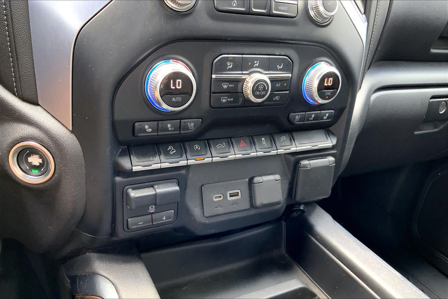 Used 2019 GMC Sierra 1500 SLT AWD/4WD image 34
