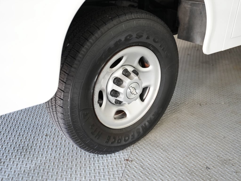 Used 2020 Chevrolet Express 3500 w/ Power Convenience Package RWD image 45