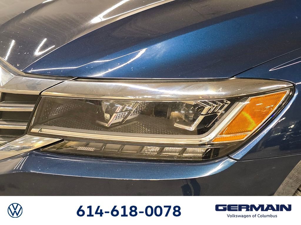 Used 2021 Volkswagen Passat 2.0T R-Line image 18