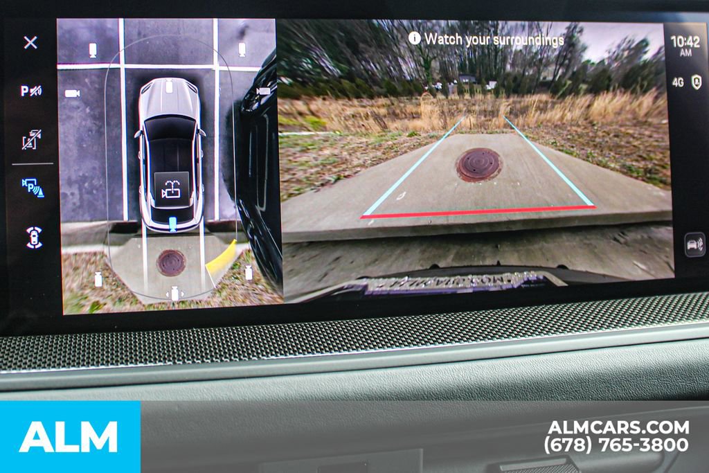 Used 2025 Porsche Cayenne GTS w/ Technology Package image 28