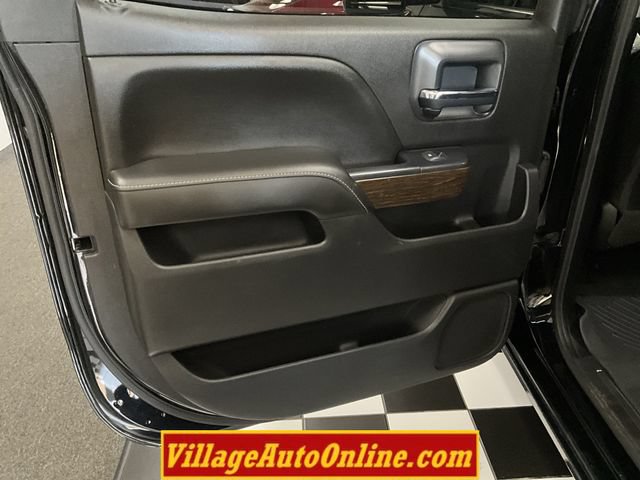 Used 2018 GMC Sierra 3500 Denali w/ Duramax Plus Package AWD/4WD image 27