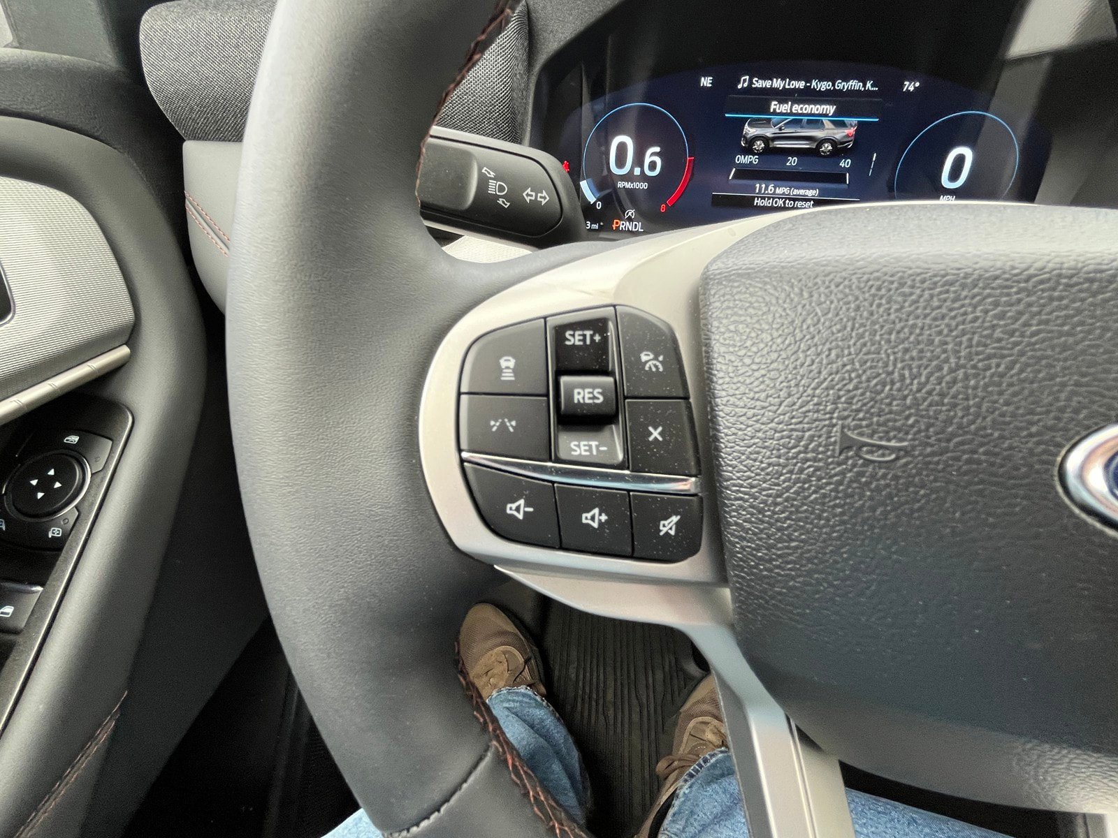 New 2026 Ford Explorer Active w/ Active Comfort Package image 20