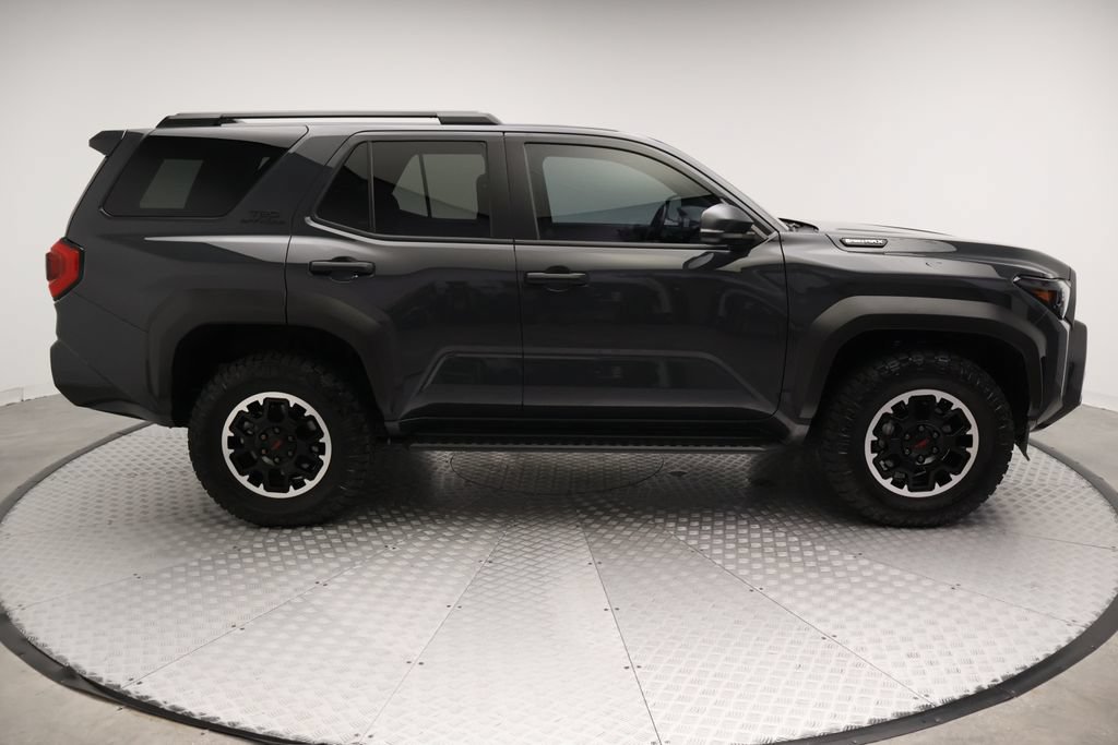 Certified 2025 Toyota 4Runner TRD Off-Road AWD/4WD image 7