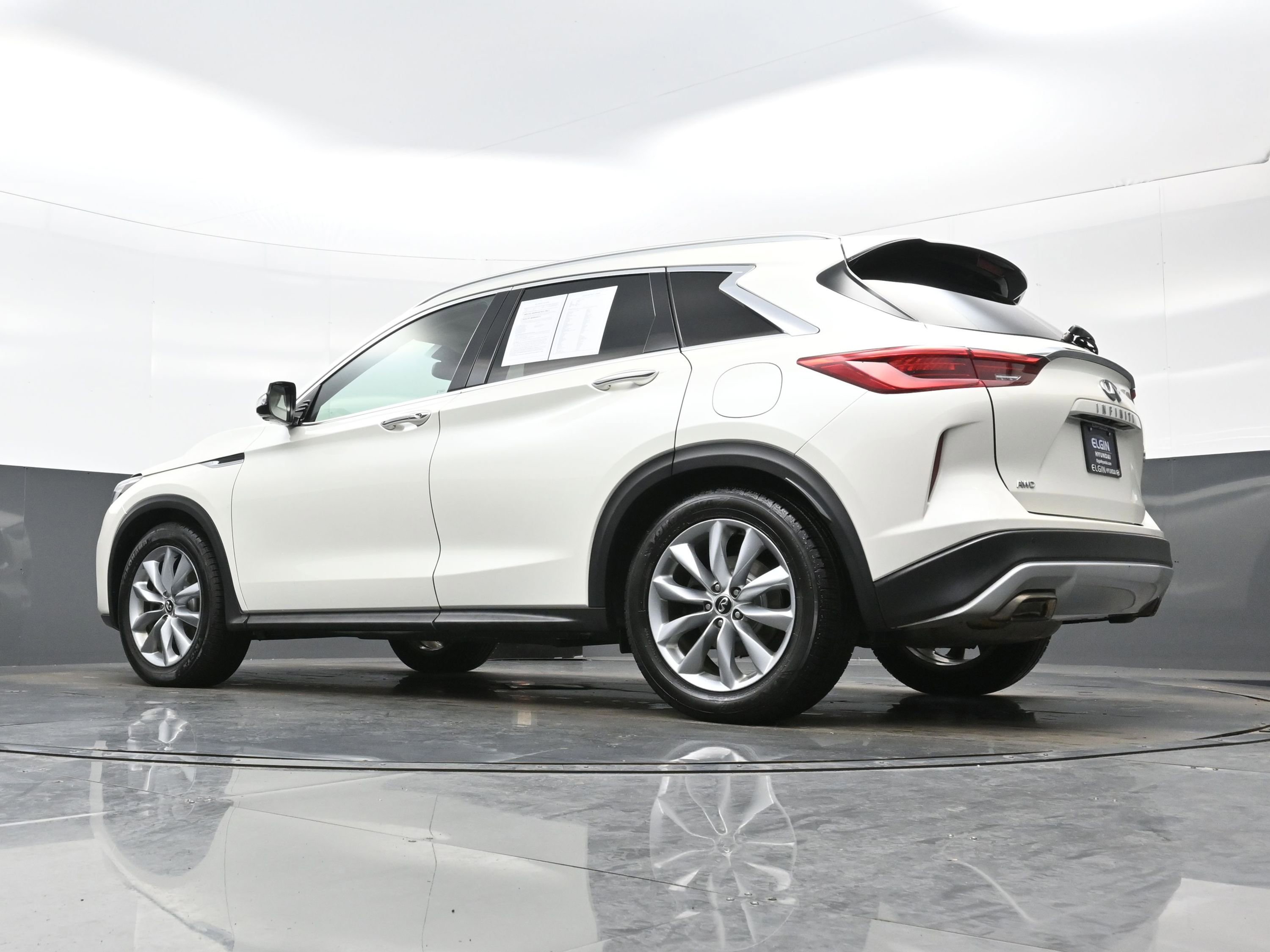 Used 2019 INFINITI QX50 Essential w/ Premium Heat Package image 29