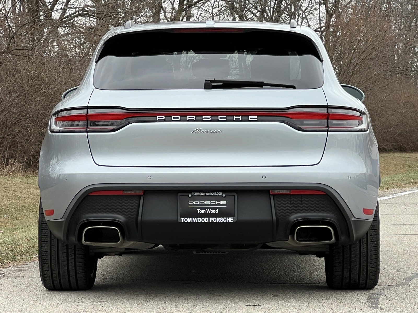 Certified 2025 Porsche Macan image 8