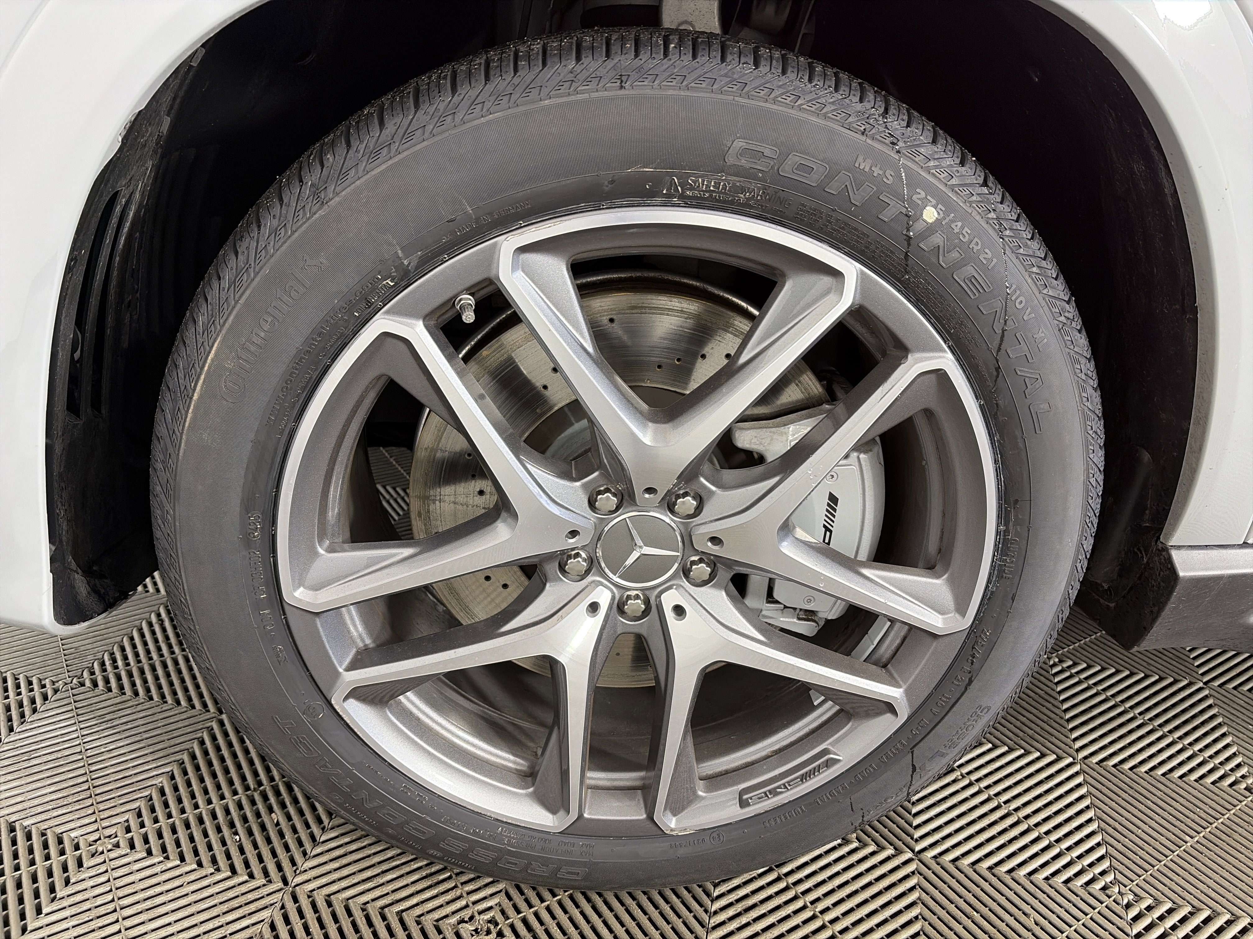 Certified 2024 Mercedes-Benz GLE 53 AMG 4MATIC image 13