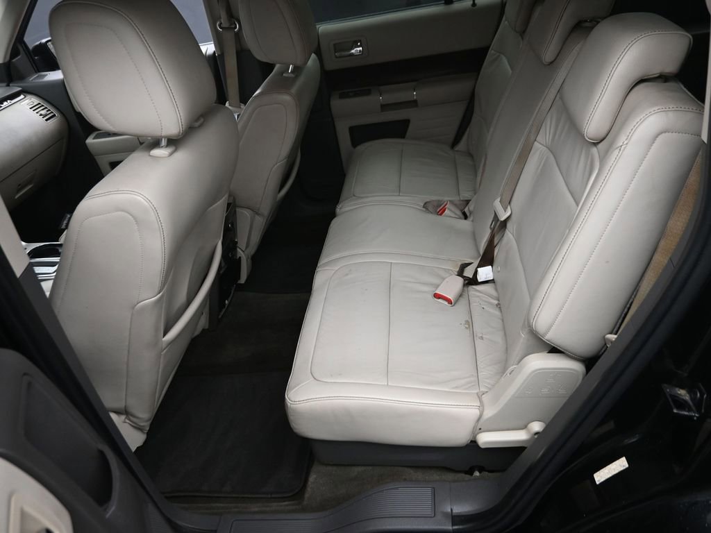 Used 2010 Ford Flex SEL image 11