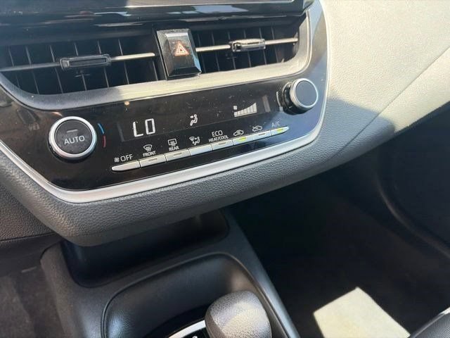 Used 2023 Toyota Corolla LE FWD image 21