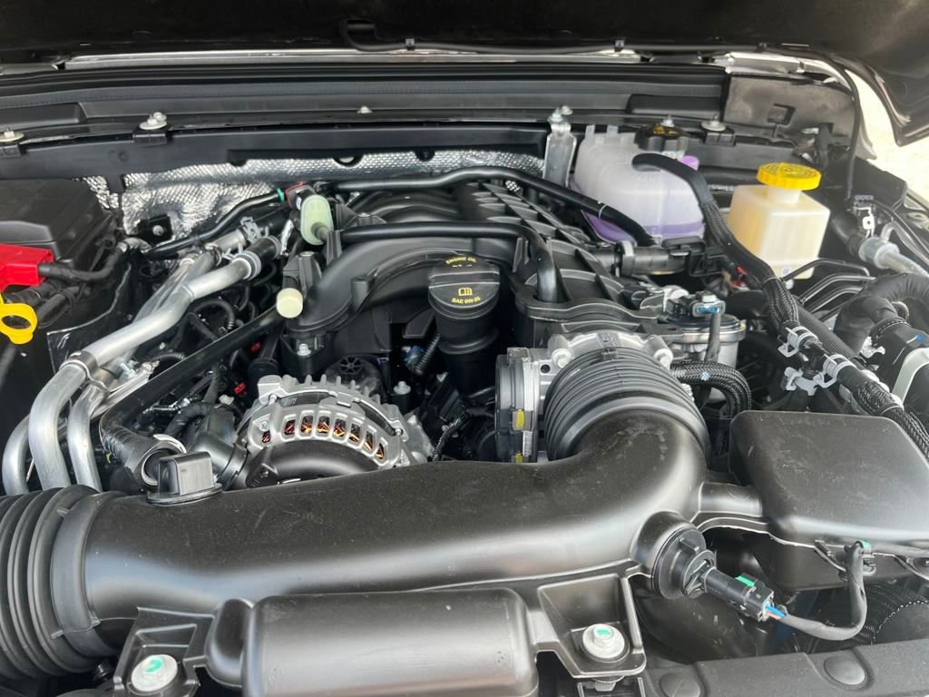 New 2025 Jeep Gladiator Rubicon w/ Convenience Group image 3