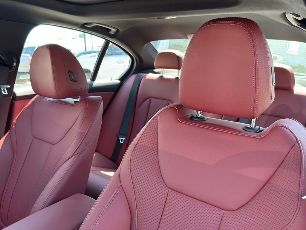 Used 2025 BMW 330i xDrive 330i xDrive image 17