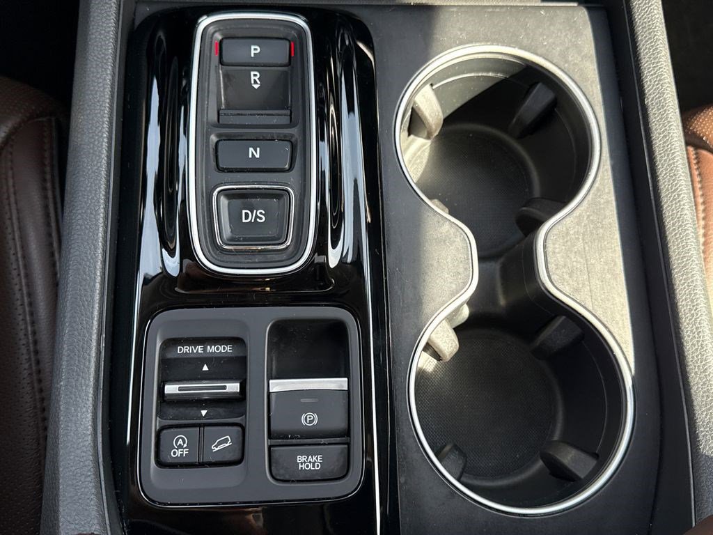 Certified 2023 Honda Pilot Elite image 35