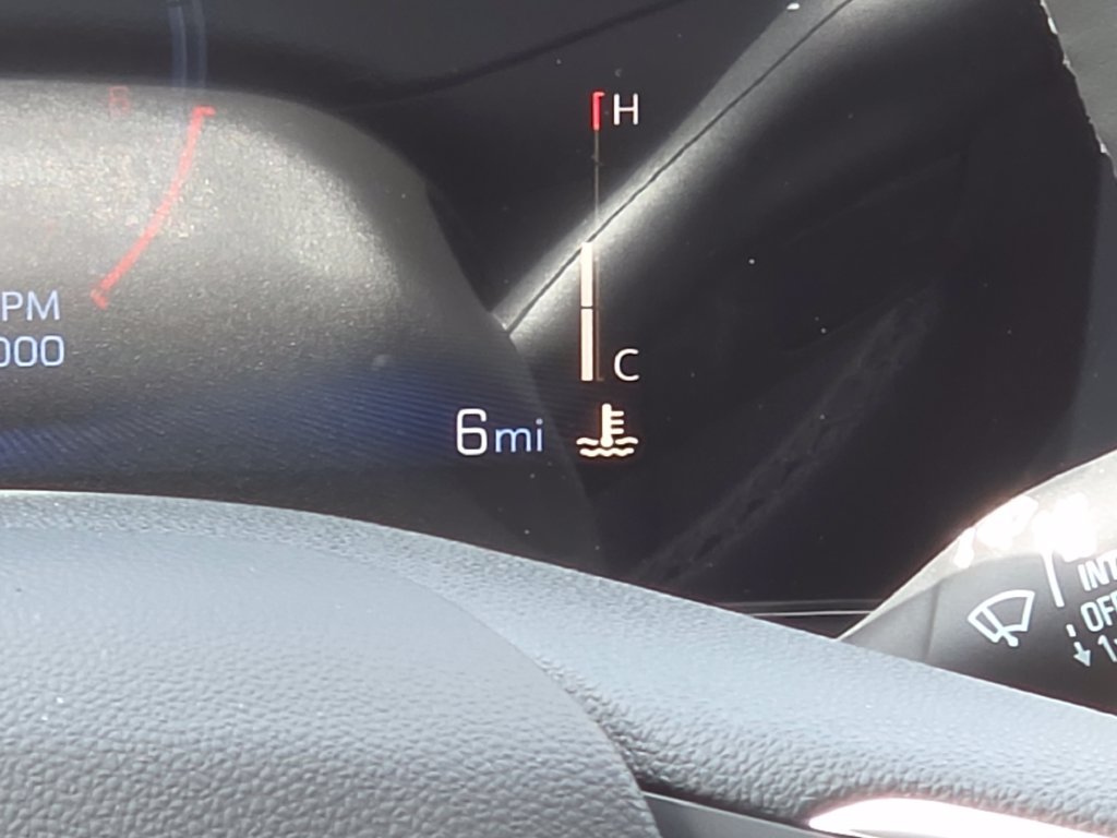 New 2026 Chevrolet Trax LT w/ Driver Confidence Package FWD image 17