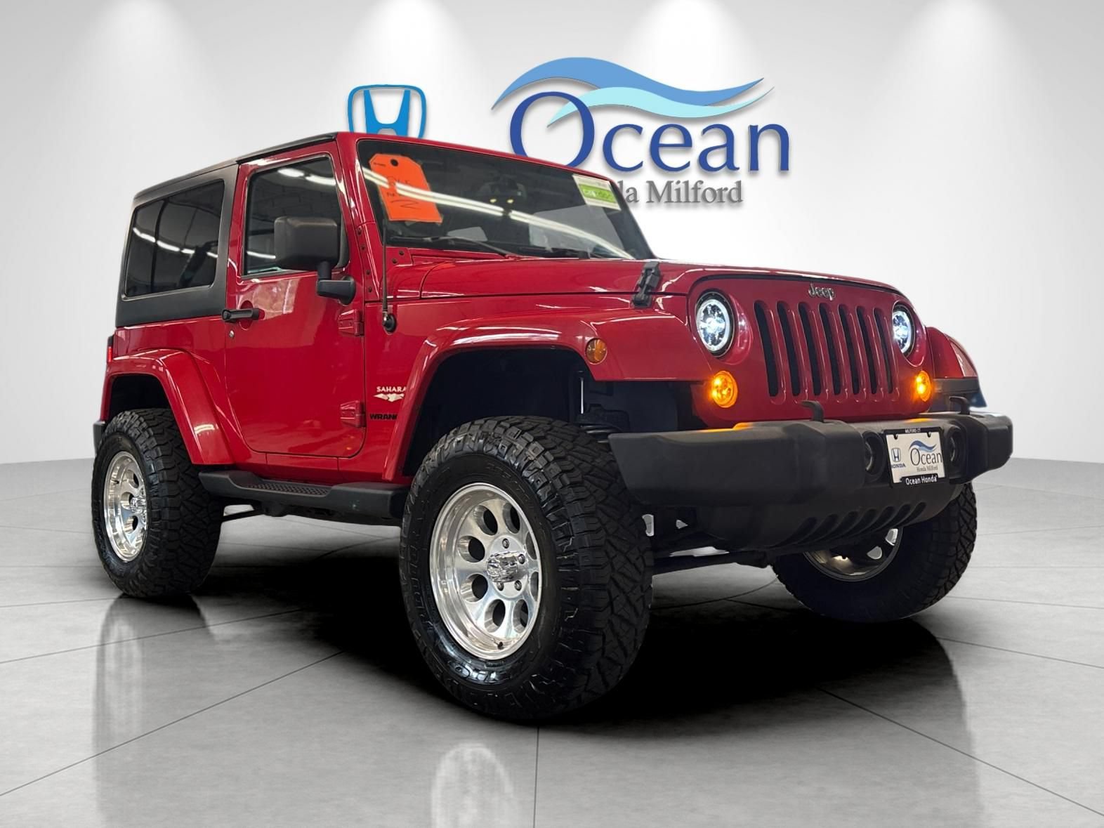 Used 2014 Jeep Wrangler Sahara w/ Dual Top Group AWD/4WD image 1