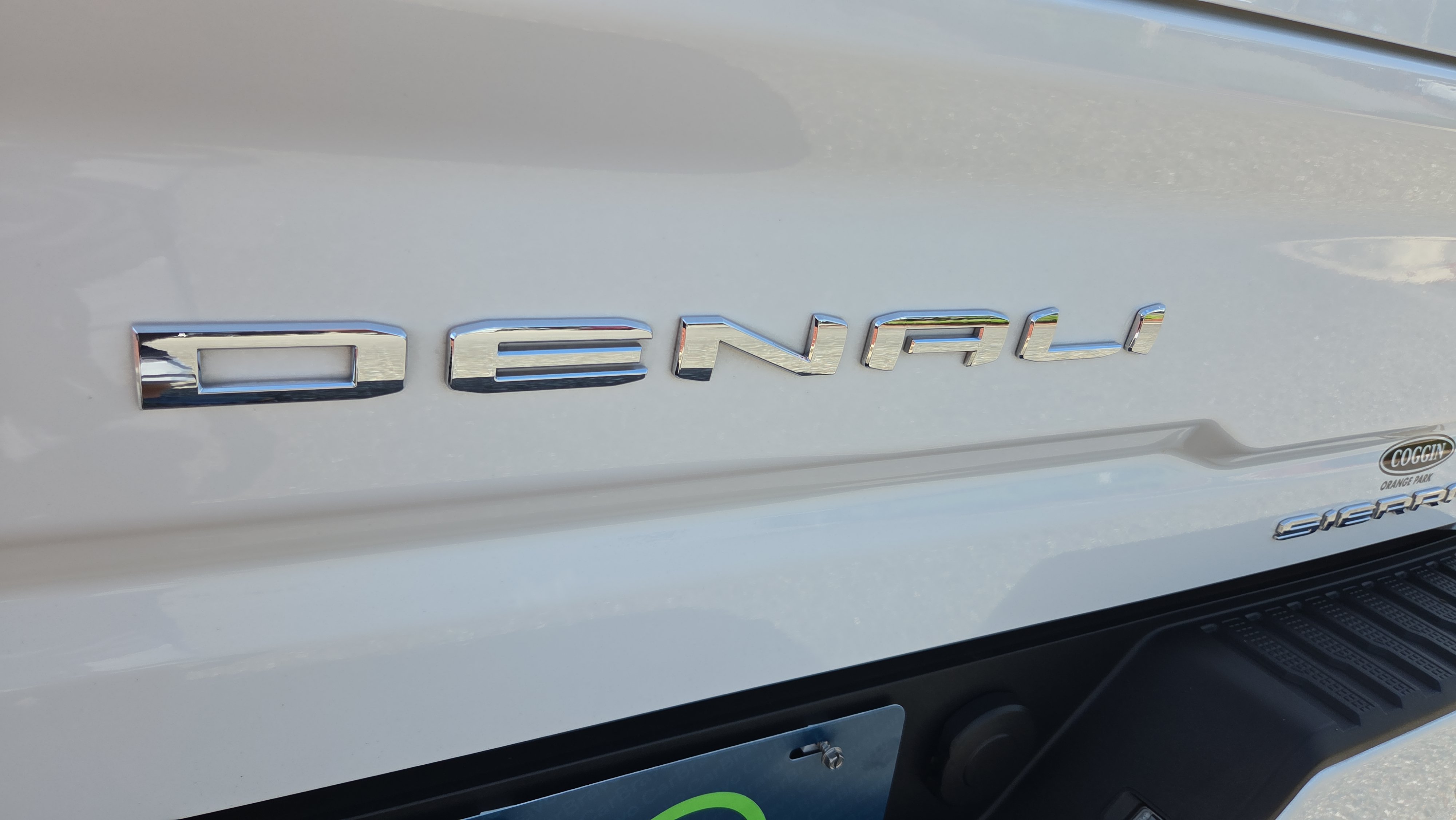 Certified 2024 GMC Sierra 2500 Denali w/ Denali Reserve Package AWD/4WD image 34