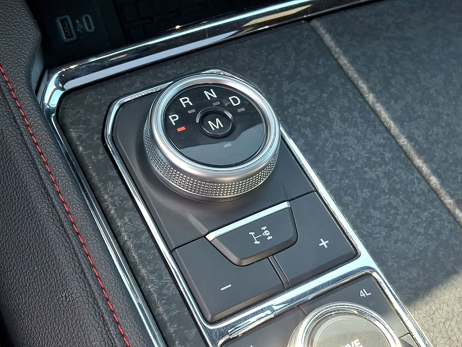 Used 2023 Ford Expedition Limited image 15