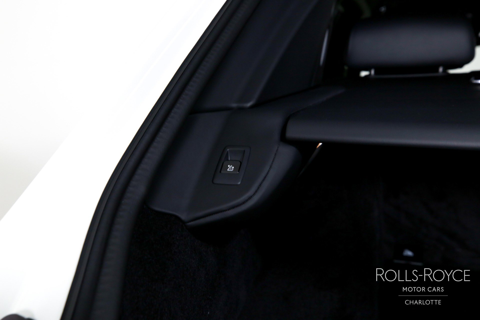 New 2026 Rolls-Royce Cullinan AWD/4WD image 28