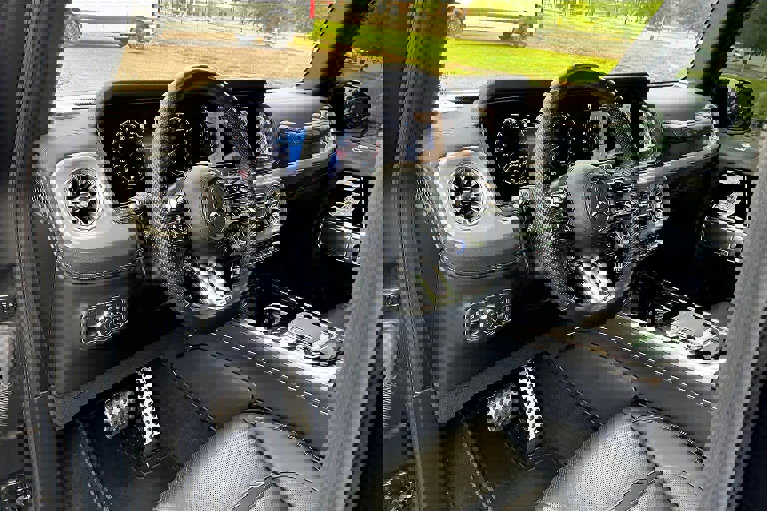 Used 2025 Mercedes-Benz G 63 AMG 4MATIC image 18