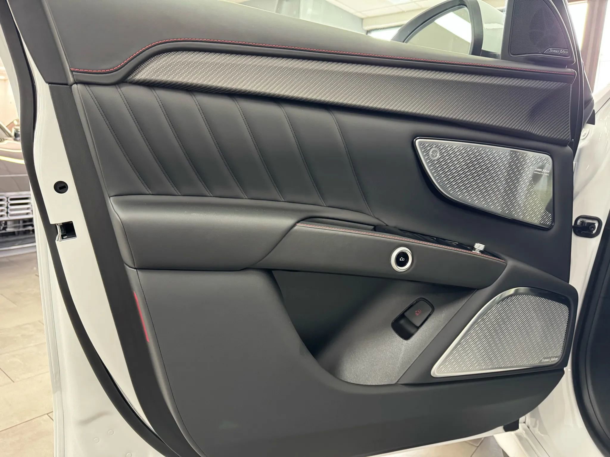 Used 2023 Maserati Grecale Trofeo image 25