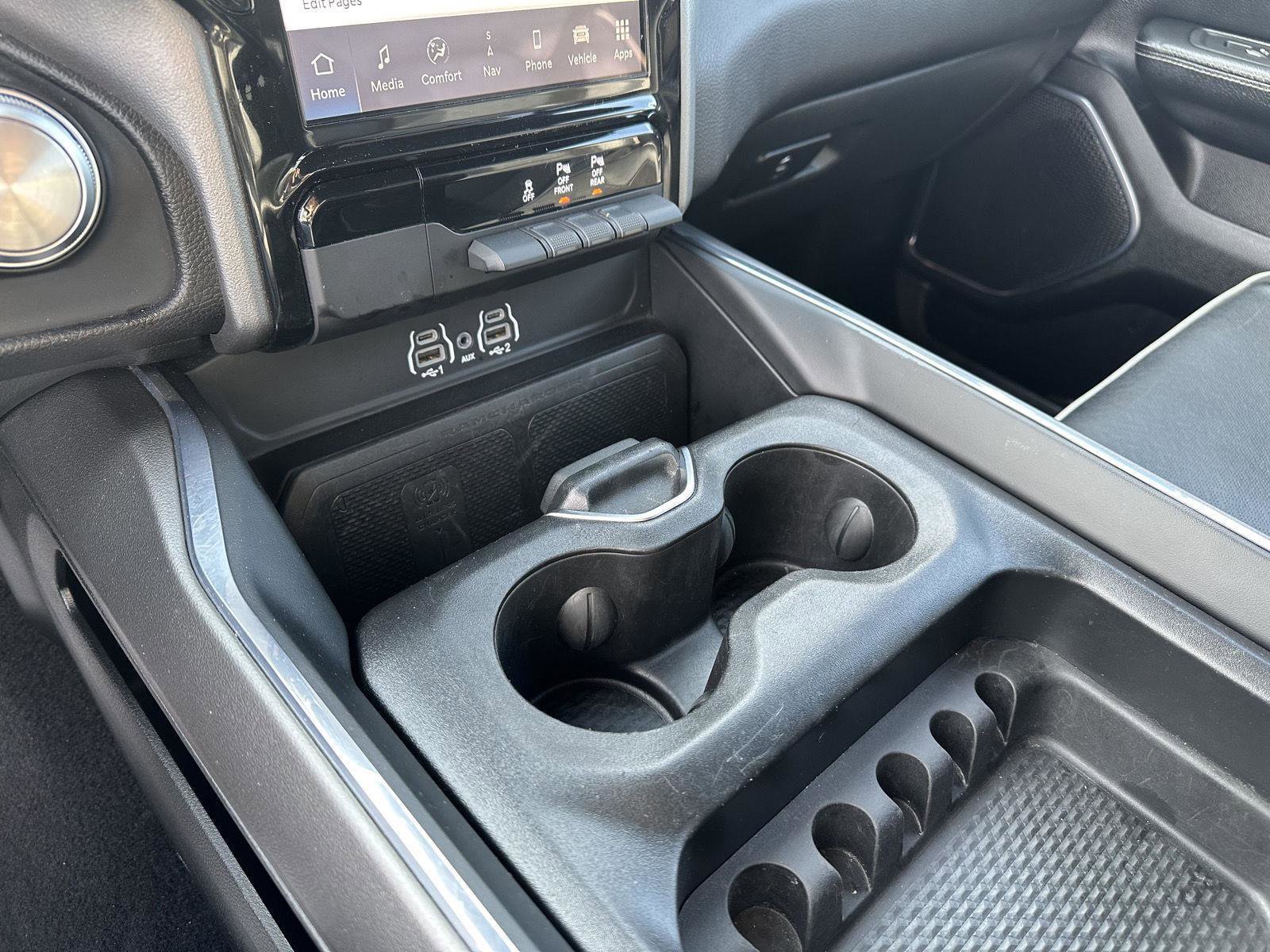 Used 2025 RAM 1500 Laramie image 30