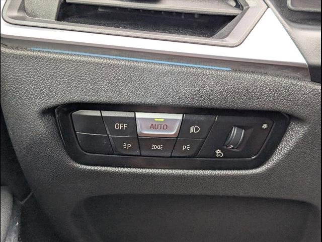 Used 2023 BMW 330e image 26