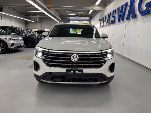 Used 2024 Volkswagen Atlas SE AWD/4WD image 6