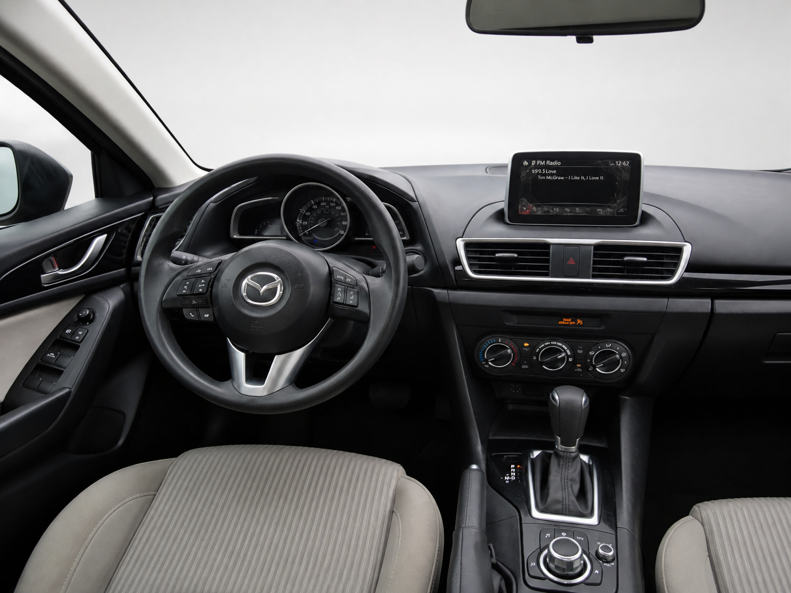 Used 2016 MAZDA MAZDA3 i Sport w/ Preferred Equipment Package FWD image 25