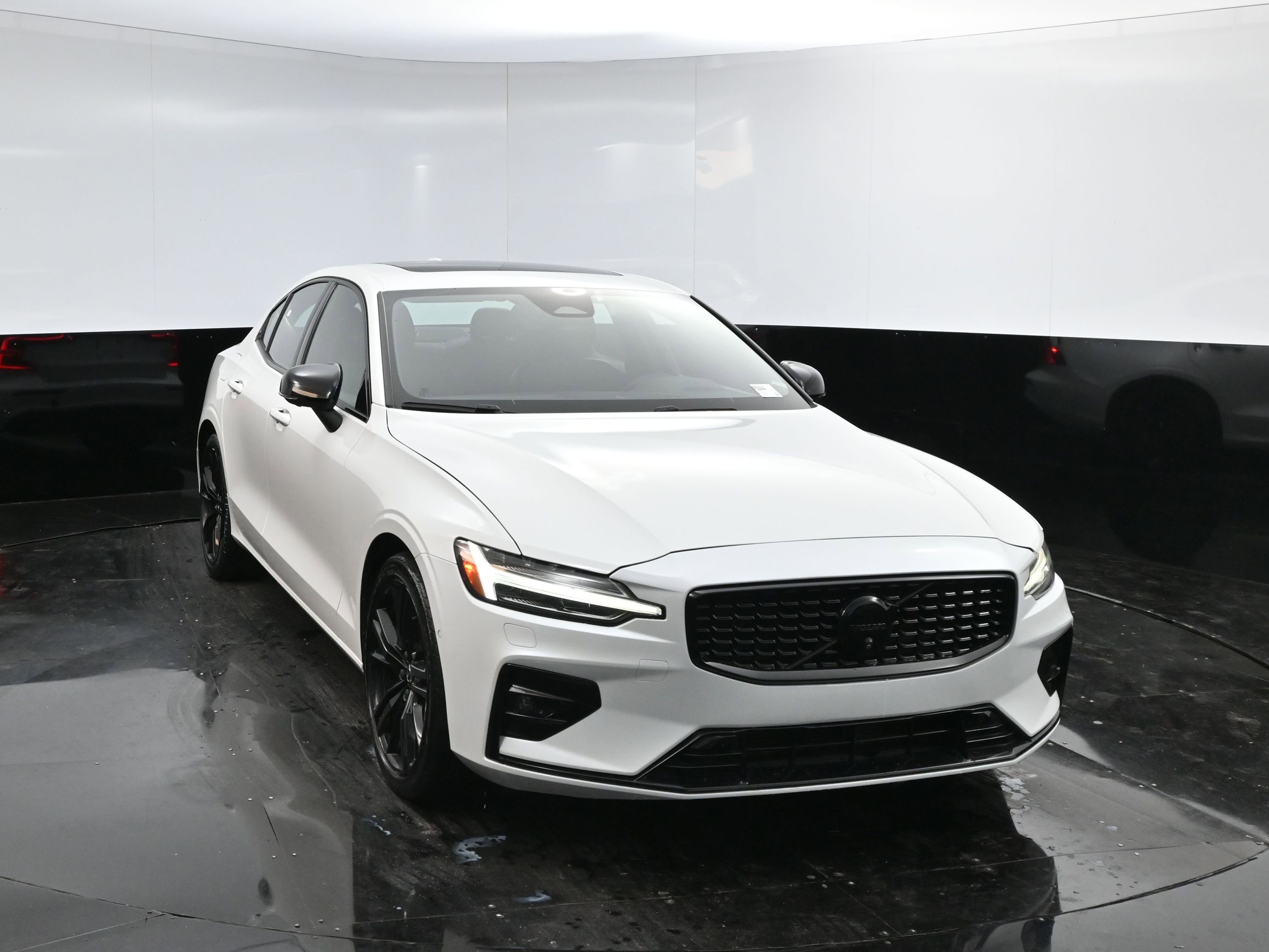 Used 2024 Volvo S60 B5 Plus