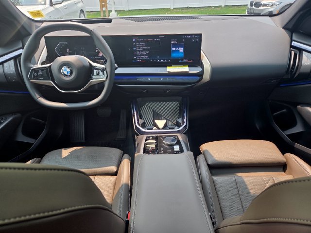 Used 2025 BMW X3 xDrive30i w/ Premium Package AWD/4WD image 12