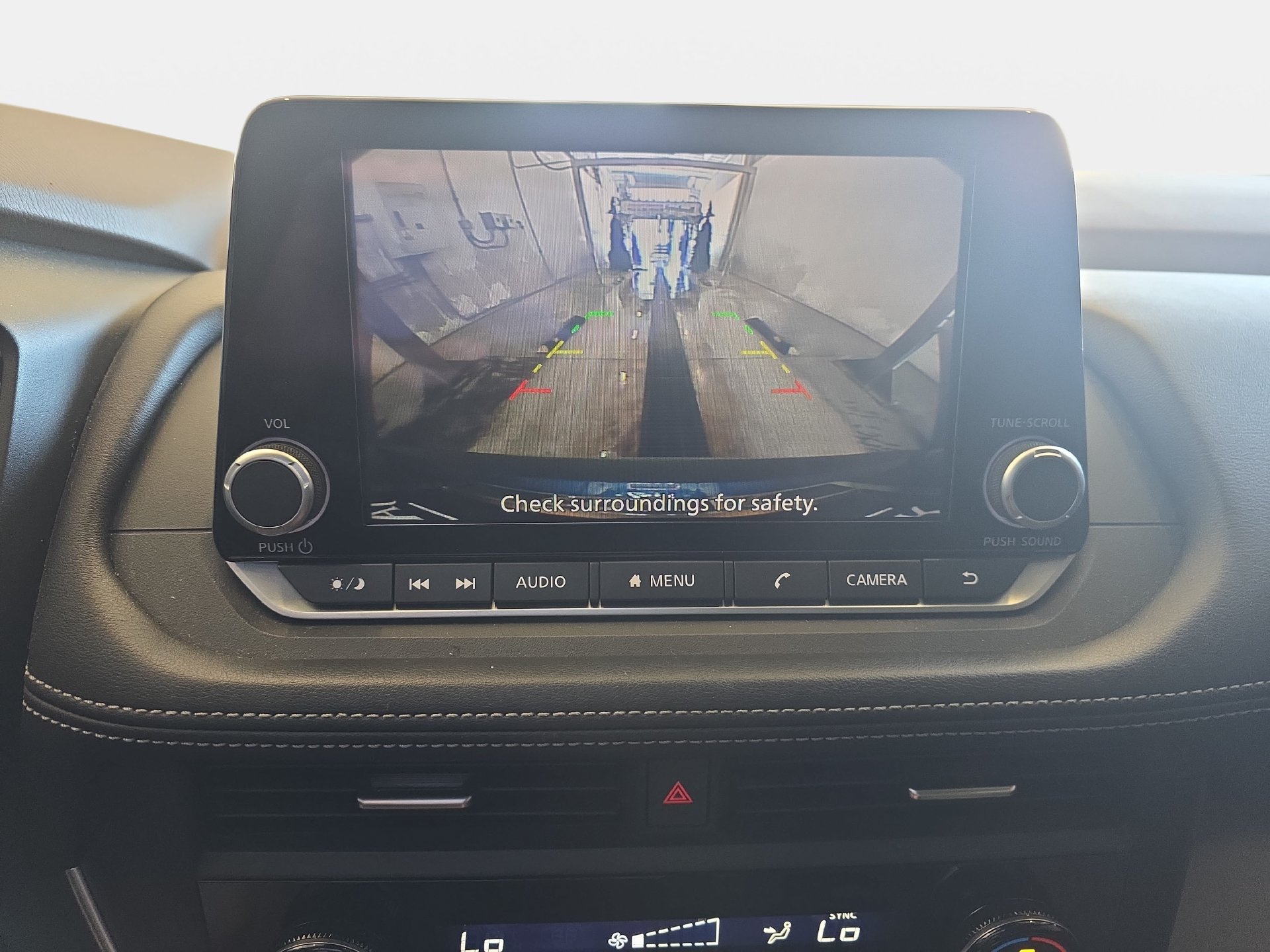Used 2023 Nissan Rogue SV AWD/4WD image 22