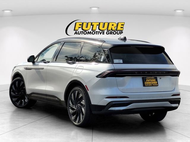 New 2026 Lincoln Nautilus Reserve image 5