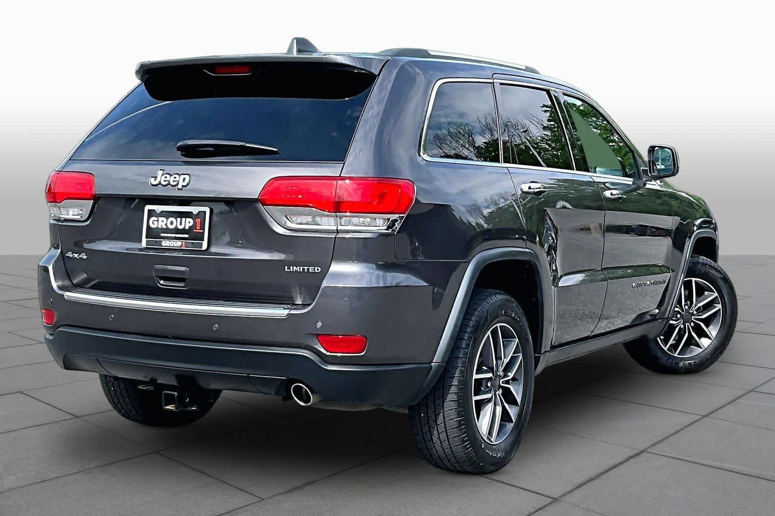 Used 2019 Jeep Grand Cherokee Limited AWD/4WD image 13