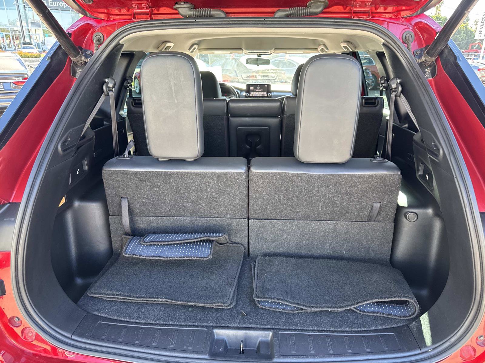 Used 2023 Mitsubishi Outlander SE image 6