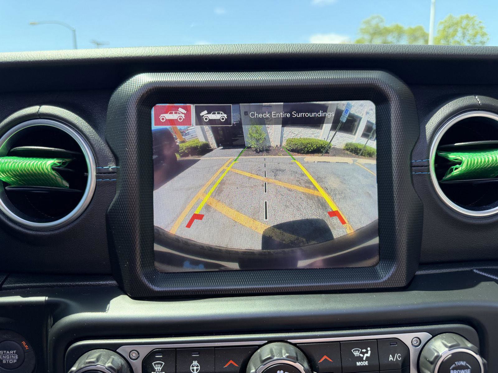 Used 2023 Jeep Wrangler Unlimited Rubicon 4xe w/ Cold Weather Group AWD/4WD image 35
