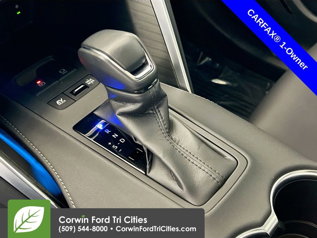 Used 2024 Toyota Venza Nightshade image 10
