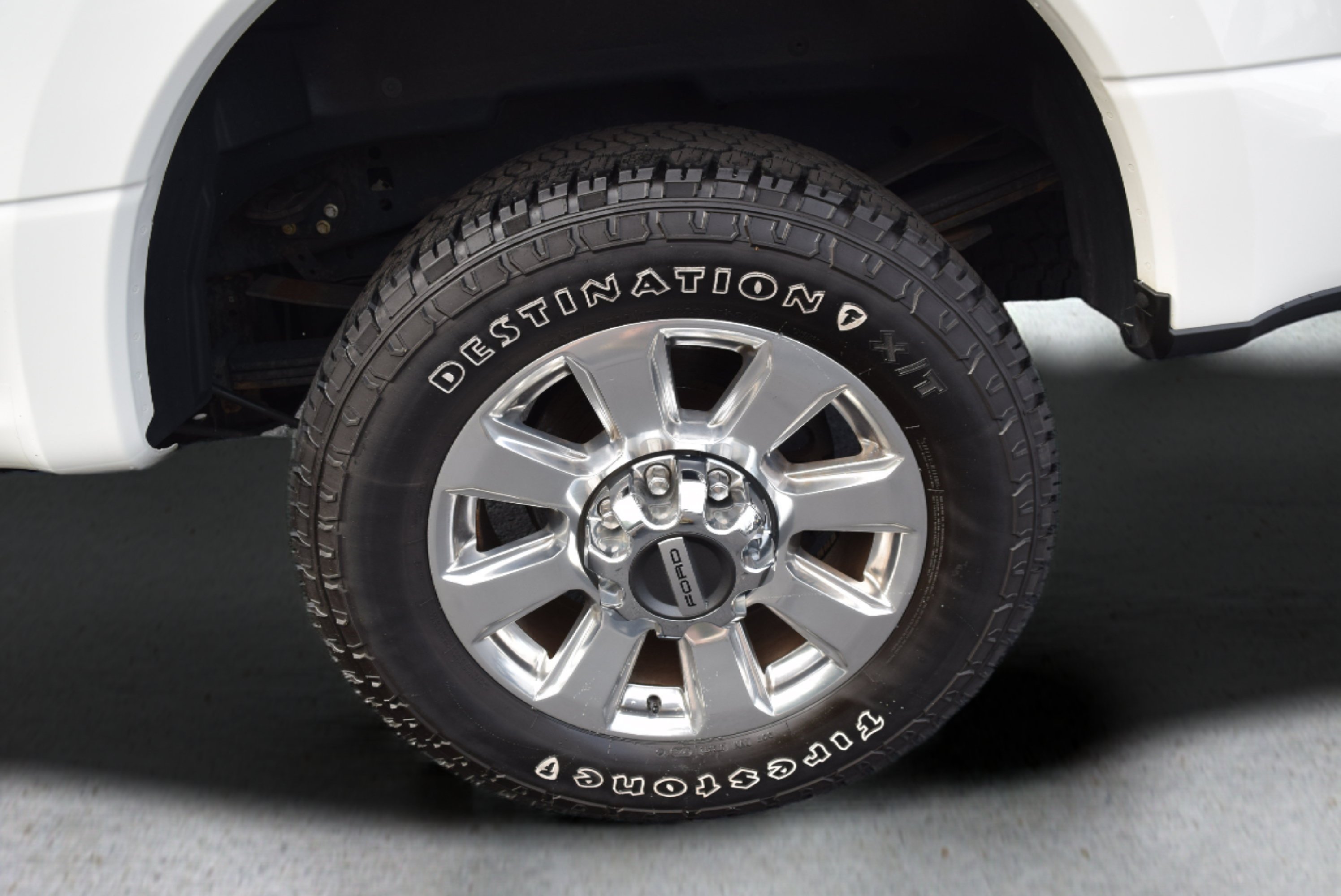 Used 2022 Ford F350 Platinum w/ FX4 Off-Road Package AWD/4WD image 6