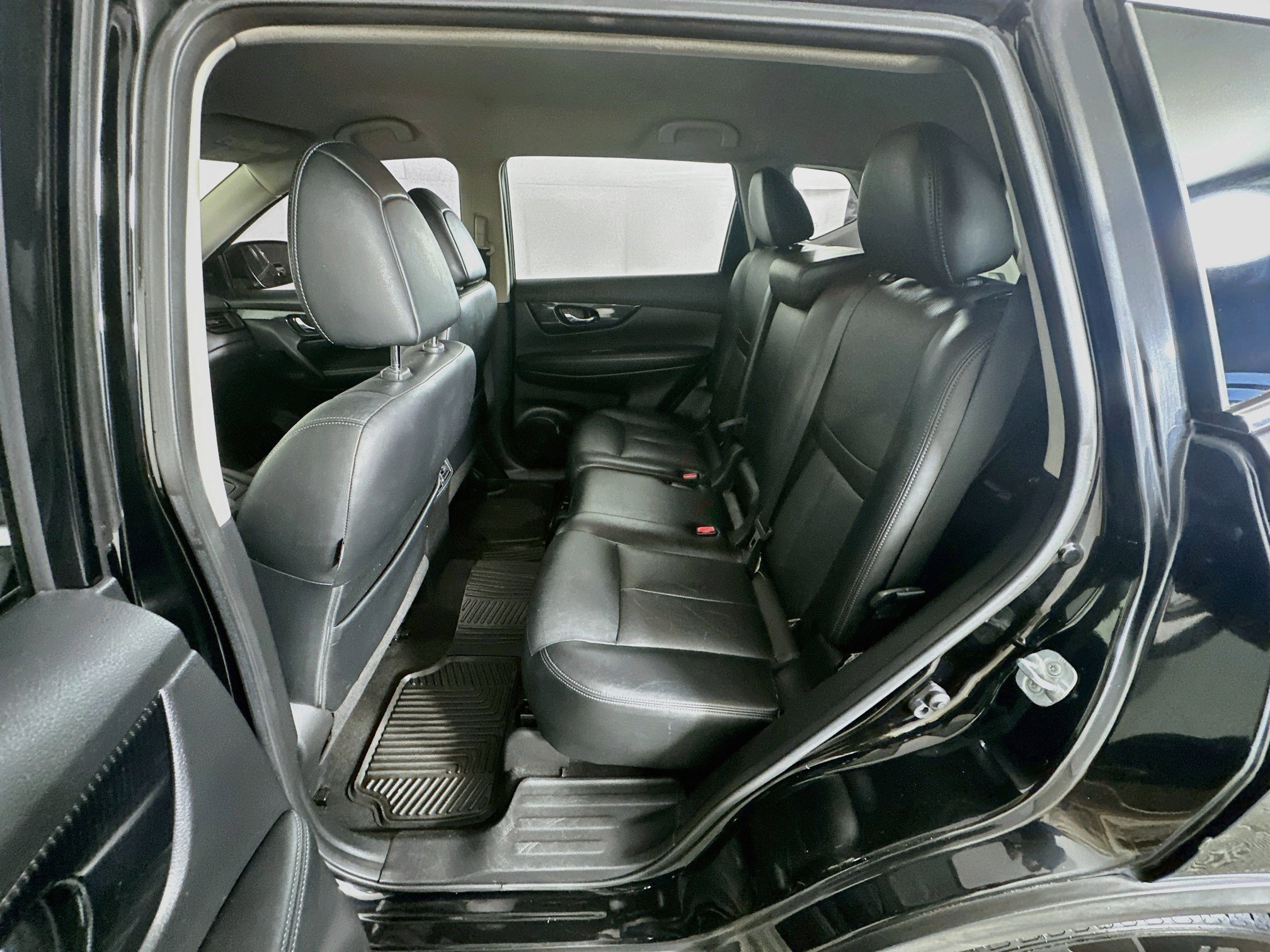 Used 2017 Nissan Rogue SL FWD image 27