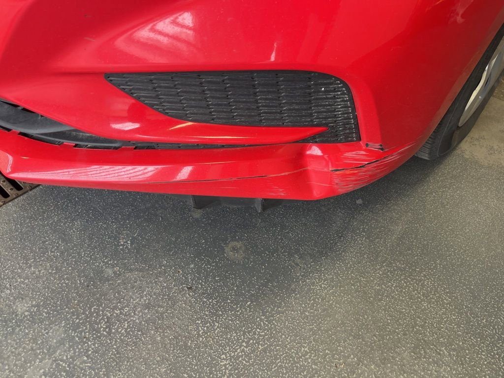 Used 2018 Chevrolet Cruze LS image 4